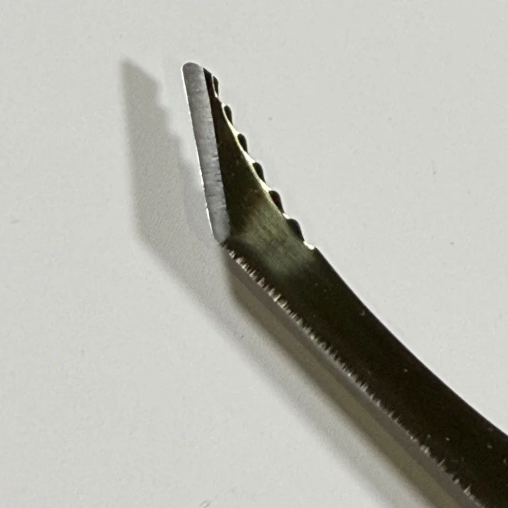 Farberware Seafood Shrimp Cleaner Deveiner Stainless Steel blade‎ Serrated Tip